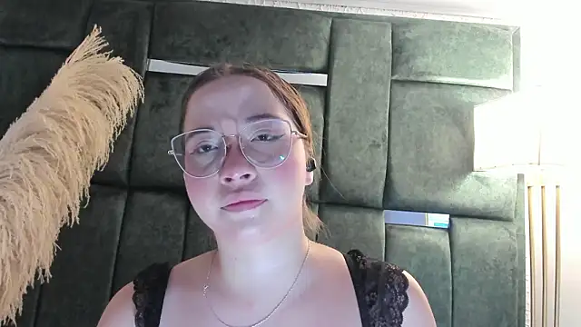 AliciaWhite nt online show from February 2026 01:02:01 PM