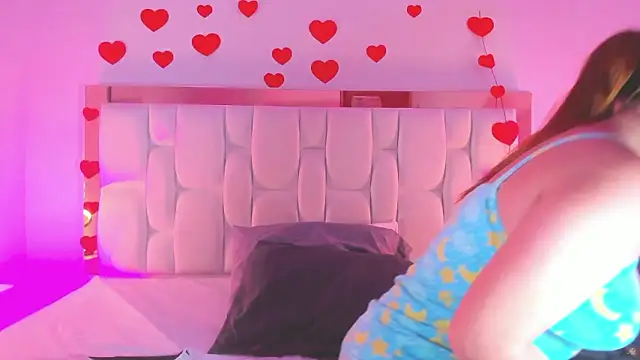 AliciaWhite nt online show from March 2026 12:14:02 AM