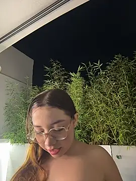 AliciaWhite nt online show from May 2026 03:49:02 AM