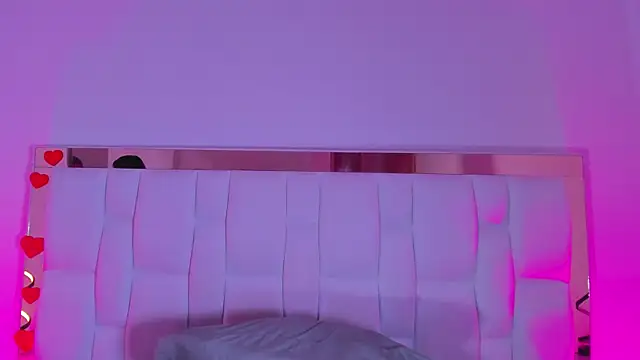 AliciaWhite nt online show from April 2026 12:39:01 AM