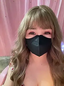 Snapshot of -Violet-t chatting on February 2026 03:00:01 PM -Violet-t online show from February 2026 03:00:01 PM