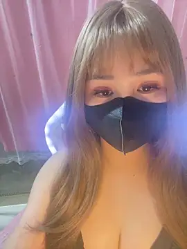 -Violet-t online show from April 2026 04:44:02 PM