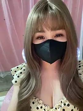 -Violet-t online show from April 2026 01:04:02 PM