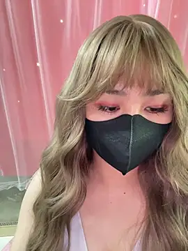 Snapshot of -Violet-t chatting on February 2026 05:51:01 AM -Violet-t online show from February 2026 05:51:01 AM