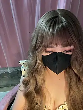 Snapshot of -Violet-t chatting on February 2026 01:22:02 PM -Violet-t online show from February 2026 01:22:02 PM