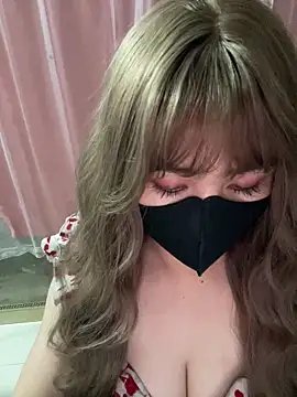 -Violet-t online show from March 2026 01:18:01 PM