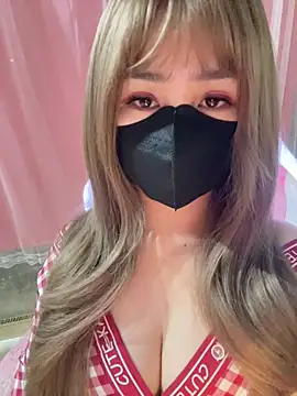 -Violet-t online show from April 2026 11:41:02 PM