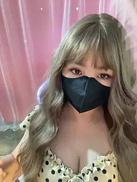 Snapshot of -Violet-t chatting on March 2026 03:18:02 AM -Violet-t online show from March 2026 03:18:02 AM