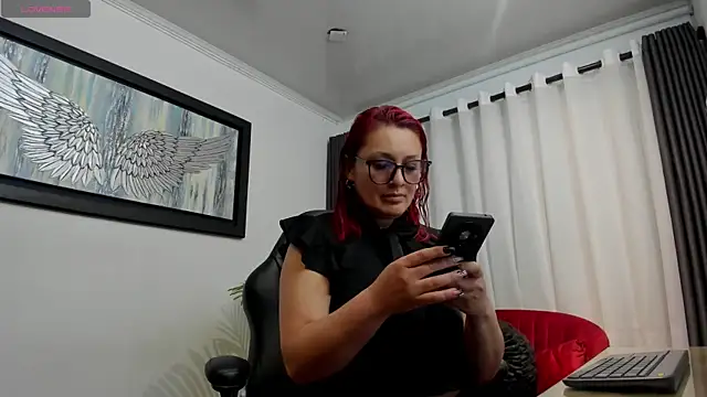 VictoriaPaker online show from May 2026 12:44:01 PM