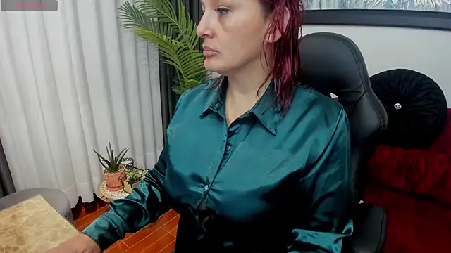 VictoriaPaker online show from April 2026 10:50:02 AM