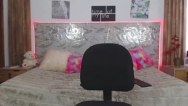 rossyvalbuena online show from March 2026 03:15:01 PM