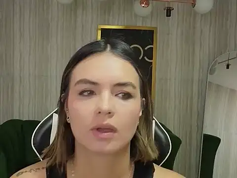 Snapshot of zarcasutra_t chatting on January 2026 12:31:02 PM zarcasutra t online show from January 2026 12:31:02 PM