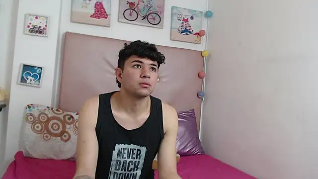 iam  lukas   online show from January 2026 02:32:02 PM