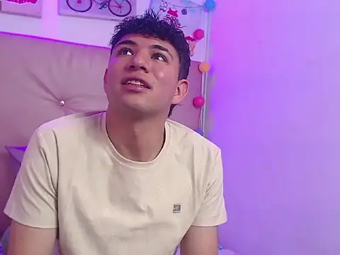 iam  lukas   online show from January 2026 03:19:02 PM