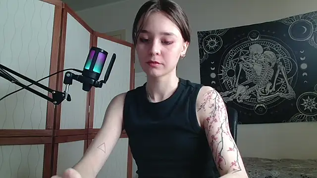 Snapshot of Mysterious_Toy chatting on February 2026 05:11:02 PM Mysterious Toy online show from February 2026 05:11:02 PM