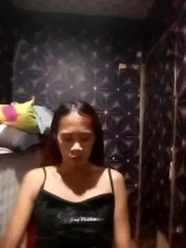 Trixie Ash online show from January 2026 08:18:01 AM