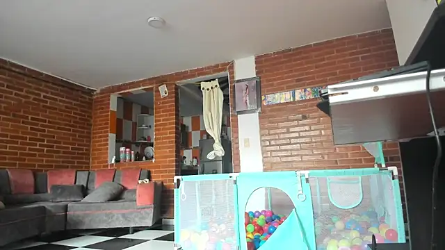 Lia rouse04 online show from April 2026 01:01:02 PM