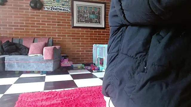 Lia rouse04 online show from April 2026 01:01:01 PM