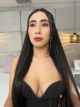 Snapshot of IvonneOwen chatting on June 2026 03:01:01 AM IvonneOwen online show from June 2026 03:01:01 AM