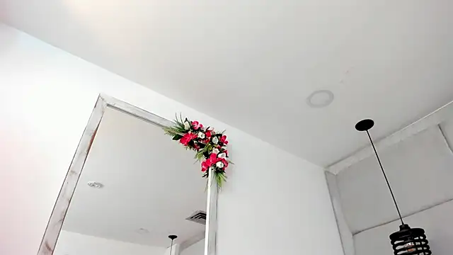 IvonneOwen online show from March 2026 03:47:02 AM