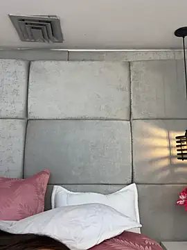 IvonneOwen online show from March 2026 03:51:01 AM