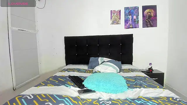 Itsmaraia2002 online show from May 2026 11:47:02 PM
