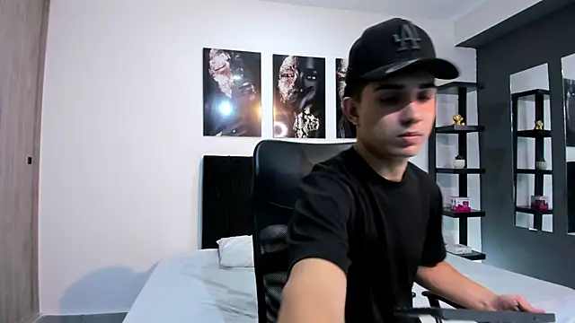 Alejo Grey online show from January 2026 12:45:02 PM