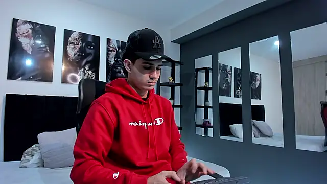 Alejo Grey online show from January 2026 12:41:02 PM