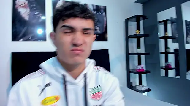 Alejo Grey online show from January 2026 12:56:02 PM