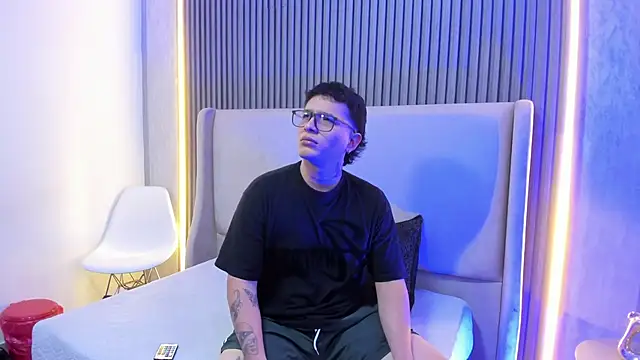 SamuParker online show from January 2026 03:24:02 AM