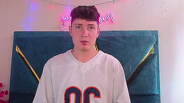 dantte grey online show from January 2026 05:28:02 PM