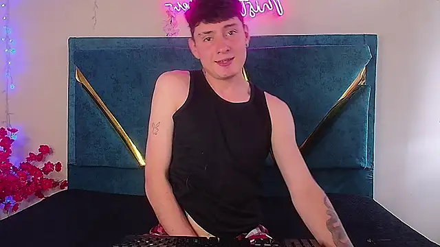 dantte grey online show from January 2026 09:18:02 PM