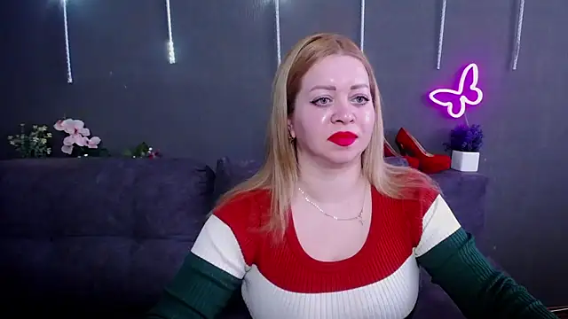 OliviaVerr online show from May 2026 12:21:01 PM