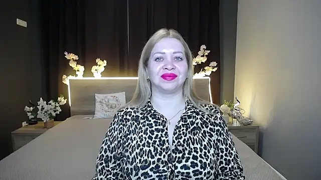 OliviaVerr online show from April 2026 12:35:02 PM