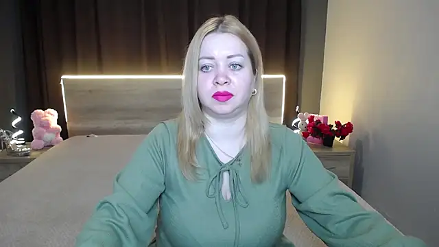 OliviaVerr online show from February 2026 01:18:01 PM