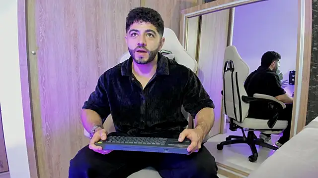 Thiago moretti online show from July 2026 01:17:01 AM