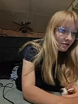 BunnySnowFlake online show from June 2026 02:31:01 AM
