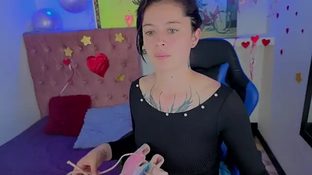 Harley quinzell online show from February 2026 07:03:01 PM