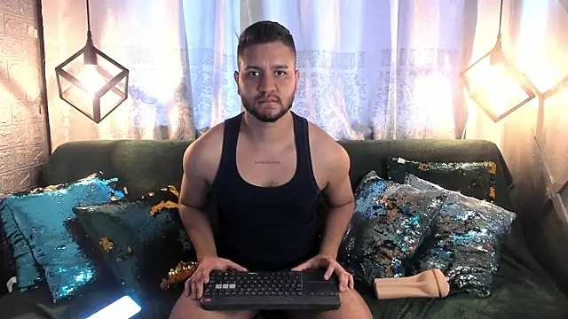 HARRY RAMIREZ online show from January 2026 05:09:02 PM