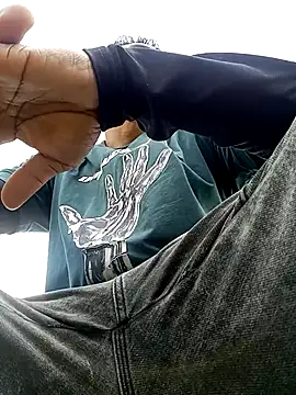 adambrosk 08 online show from February 2026 06:10:02 PM