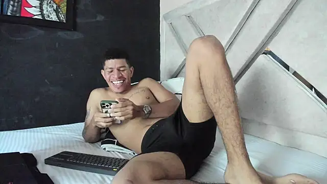 Snapshot of antonio_aguilarx chatting on February 2026 07:21:02 PM antonio aguilarx online show from February 2026 07:21:02 PM