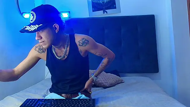 Ayala 777 online show from January 2026 01:29:01 PM