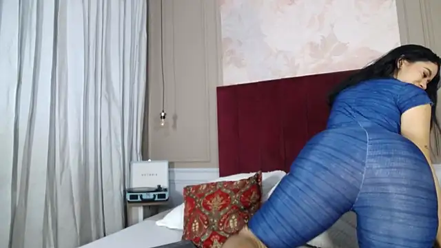 GiaTegel online show from March 2026 12:10:02 AM