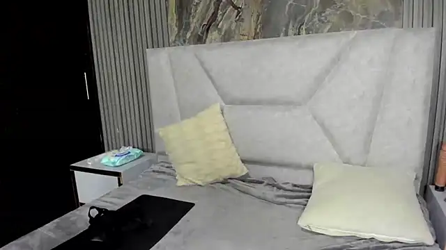 GraceAlexa12 online show from March 2026 02:54:01 PM