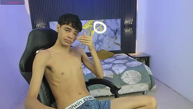 Dark Desiree18 online show from February 2026 12:23:01 PM