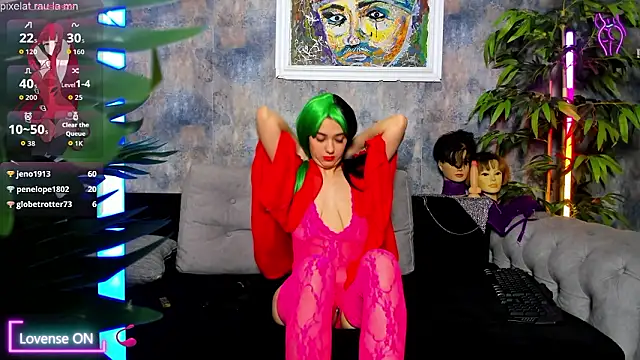 Snapshot of Scarlettx_Moon chatting on February 2026 05:02:02 PM Scarlettx Moon online show from February 2026 05:02:02 PM