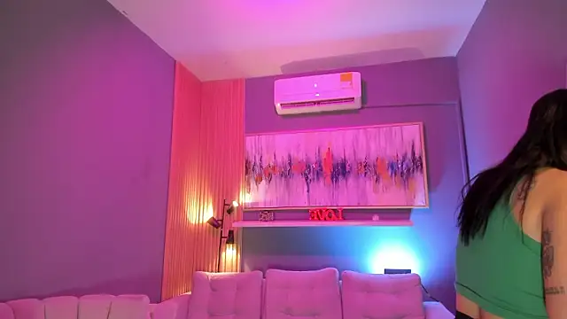 lilian vergara online show from March 2026 07:48:02 PM