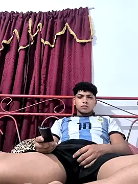 VersedChip online show from February 2026 12:07:02 AM