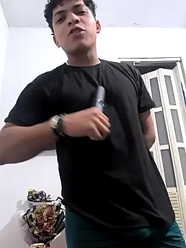 VersedChip online show from February 2026 03:50:01 AM