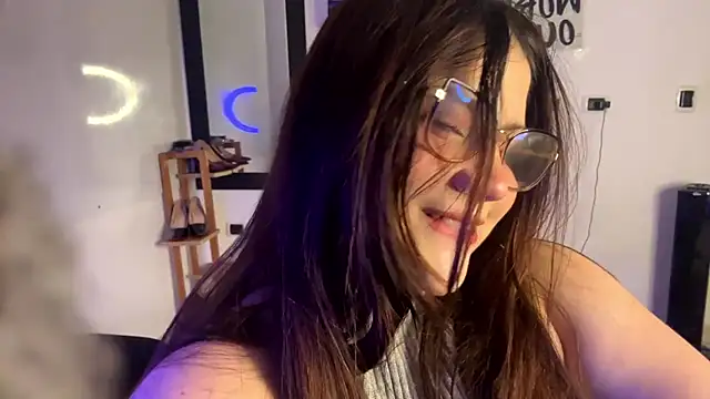 ivy velvet online show from July 2026 01:51:02 AM